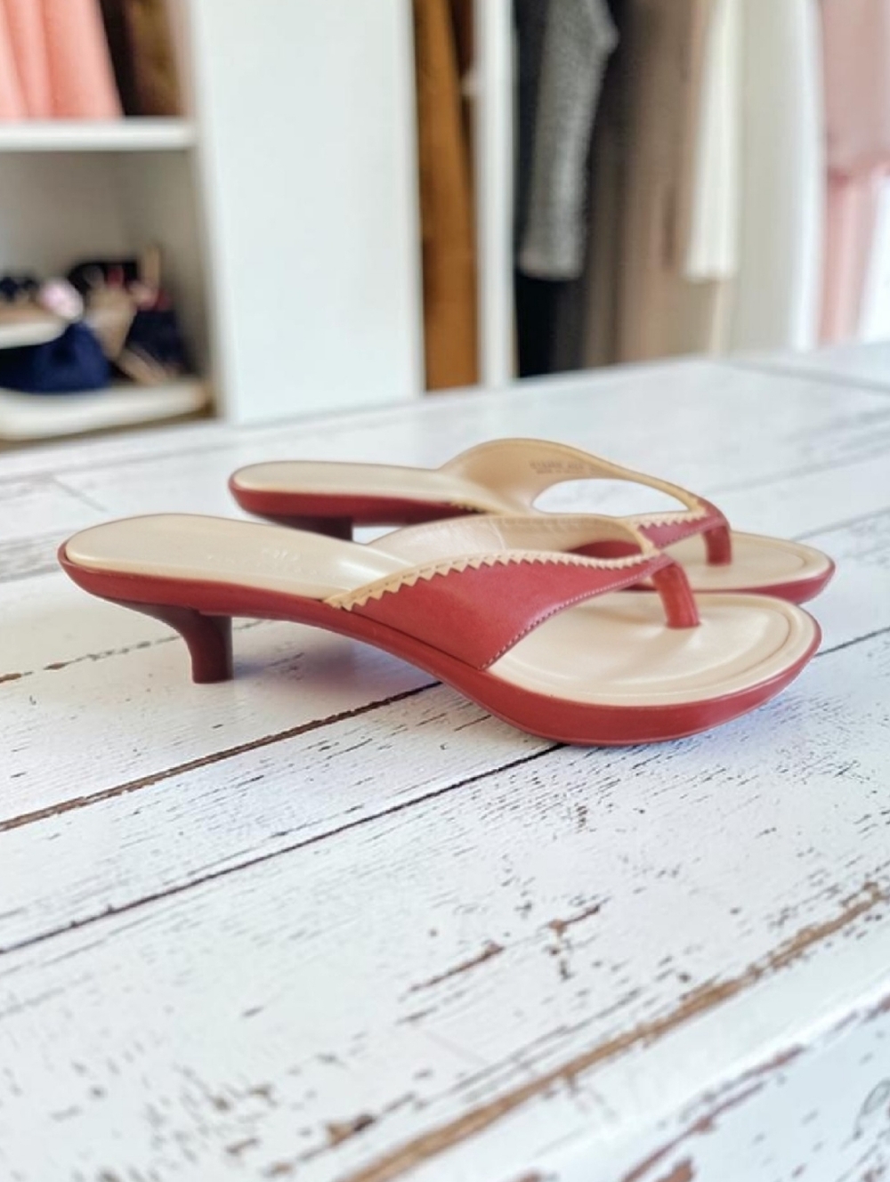 Cole Haan Size-8.5 Red and Cream Women's Sandals